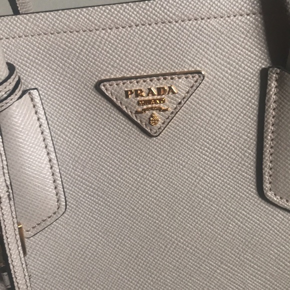 Prada bag.Authentic! - Picture 2 of 10